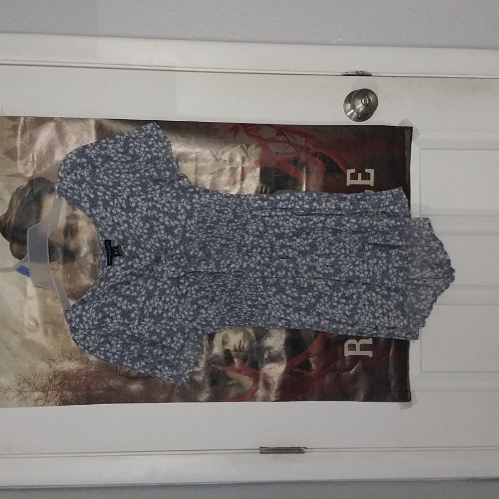 BLUE ROMPER WITH FLOWER PATTERN